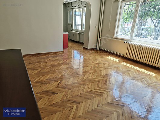 GAYRETTEPE MERKEZDE 120M,DÜZ GİRİŞ, 3+1 ŞEKLİNDE BOŞ DAİRE
