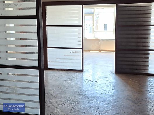 MECİDİYEKÖY GÜLBAĞ CADDE BAŞI NOTERİN ÜSTÜ 135M,KOMBİLİ, 2+1 BOŞ