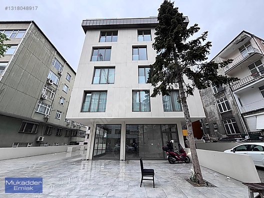 BÜYÜKDERE CAD. YANI YENİ BİNADA OTOPARKLI TERASLI DUBLEKS 2+1